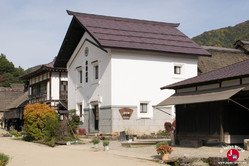 L'auberge traditionnelle, minshuku, Honke Ogiya à Ouchi-juku L'auberge traditionnelle, minshuku, Honke Ogiya à Ouchi-juku