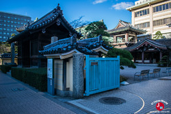 Les entrée du temple Tocho-ji à Fukuoka